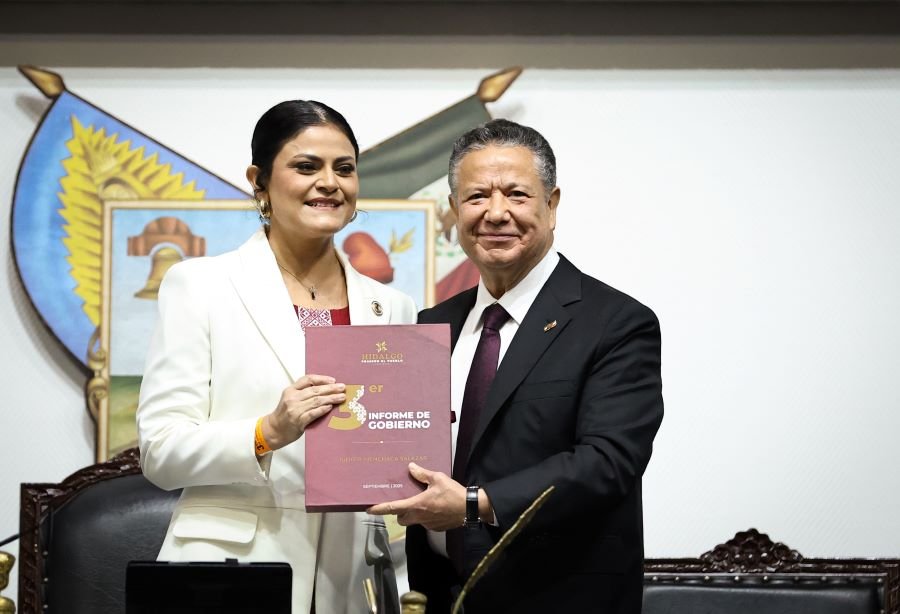 Congreso del Estado de Hidalgo recibe tercer Informe de Gobierno del mandatario Julio Menchaca