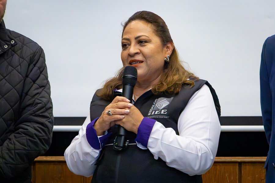 IEEH imparte capacitación en materia de Cultura Democrática y Educación Cívica a Ayuntamiento de Mineral del Monte