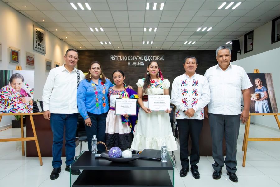 IEEH presenta exposición fotográfica “Xizu mbadï, xizu xinzaki: Mujer sabia, mujer valiente”