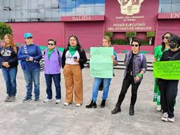 Integrantes de la RHDAA Se Manifestaron Contra La Falta de Medicamentos en las Tres Clínicas Públicas de la Ciudad de Pachuca Donde se Practica la Interrupción Legal del Embarazo