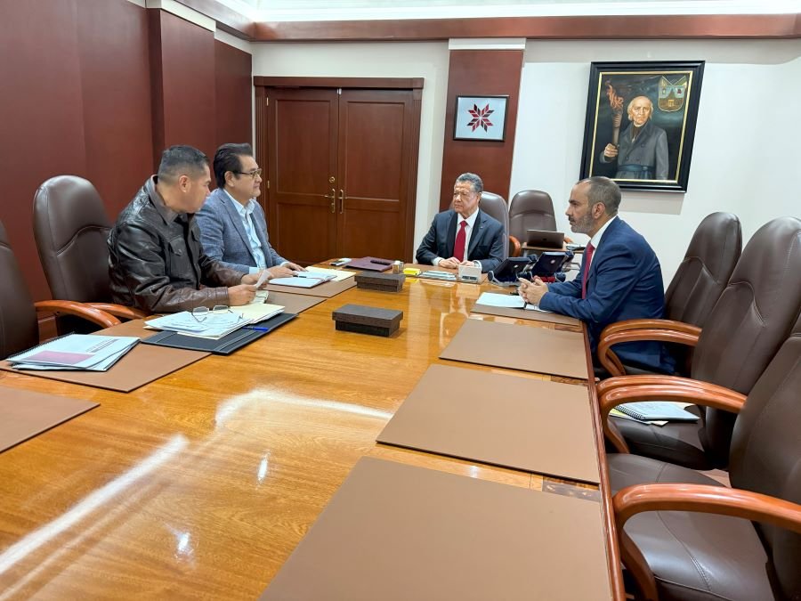 Julio Menchaca Refrenda Compromiso Con La Paz y La Atención Ciudadana