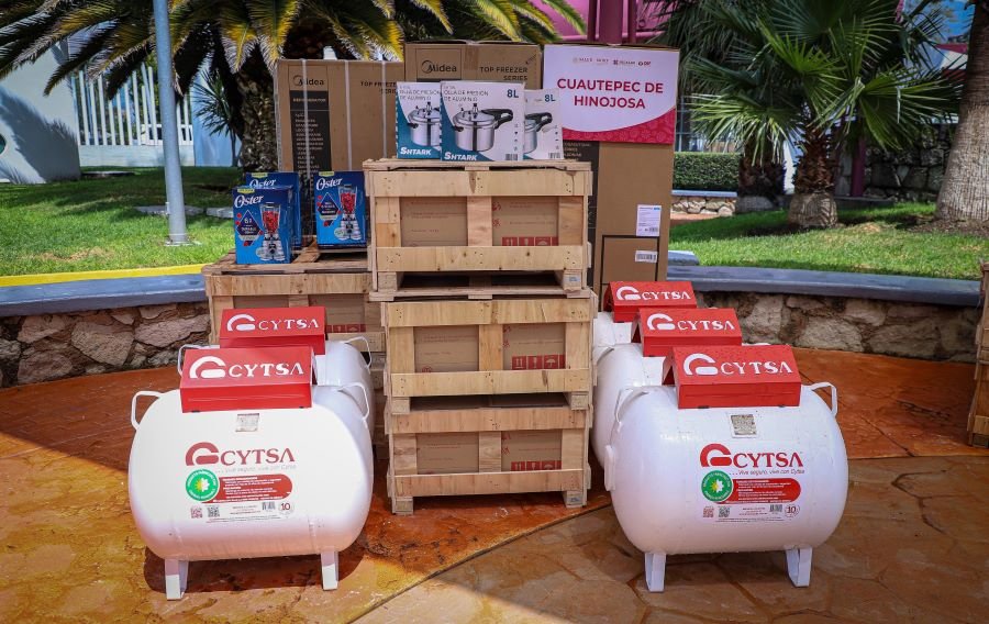 Mejora DIF Hidalgo la nutrición con comedores escolares equipados y alimentos de origen local.