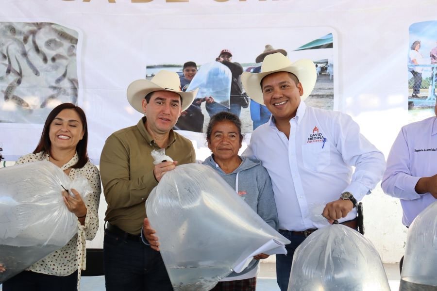 Productores hidalguenses reciben 155 mil crías de peces