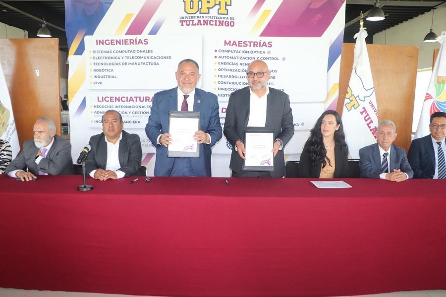 Rector de la UPT presenta informe de actividades y refuerza vínculos con el sector empresarial