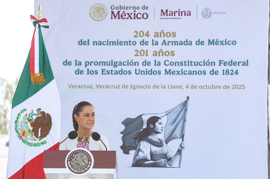La soberanía se conquista, se protege y se defiende día tras día: Presidenta Claudia Sheinbaum en el 204 aniversario de la Armada de México