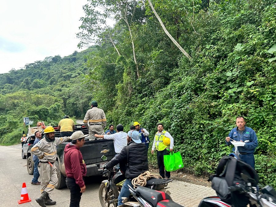 Acción Humanitaria Sin Precedentes en Huehuetla: Coordinación Interinstitucional Responde a Desastre Natural