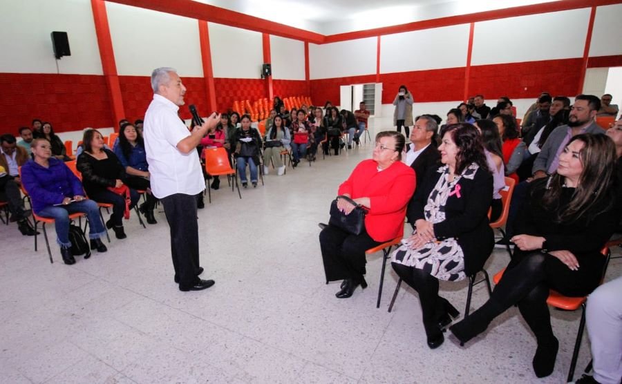 Capacitan a docentes sobre bienestar socioemocional