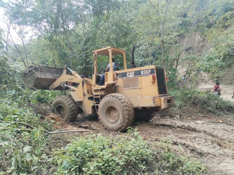 SIPDUS Continua Trabajos Para El Retiro de Deslaves y Derrumbes