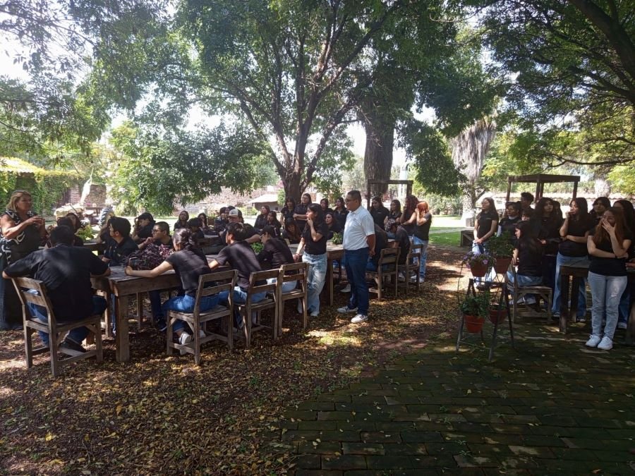 Alumnos de UTMiR Recorren Industrias Alimentarias