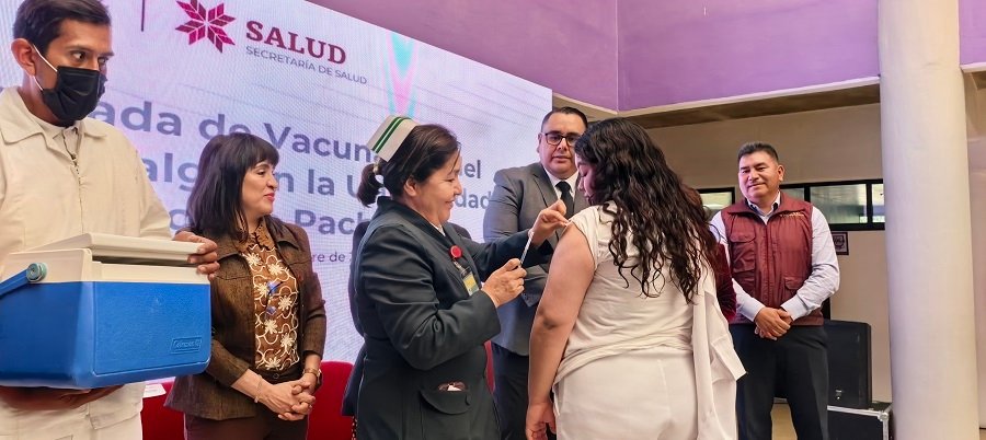 Hidalgo refuerza vacunación invernal con Macro Jornadas en universidades