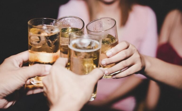 Secretaría de Salud de Hidalgo Refuerza Acciones Preventivas Ante el Uso Nocivo de Alcohol en Jóvenes