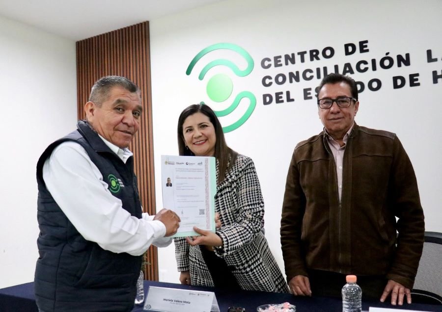 Certifica CCLEH a Su Personal Para Mejorar Atención a la Ciudadanía