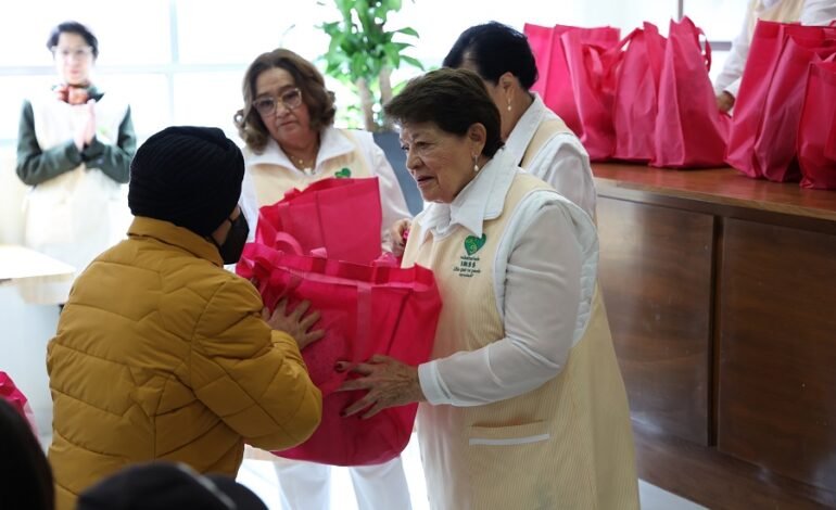 Entrega IMSS Hidalgo Prótesis de Mama Artesanales a Mujeres Con Cáncer