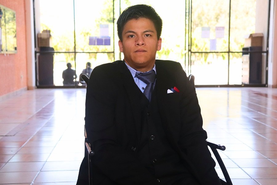 Estudiante del ITSOEH presenta investigación en congreso internacional