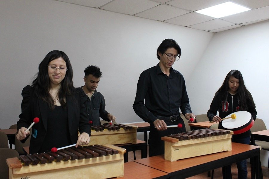 La Música Potencia el Desarrollo Personal, Social y Emocional de las Personas