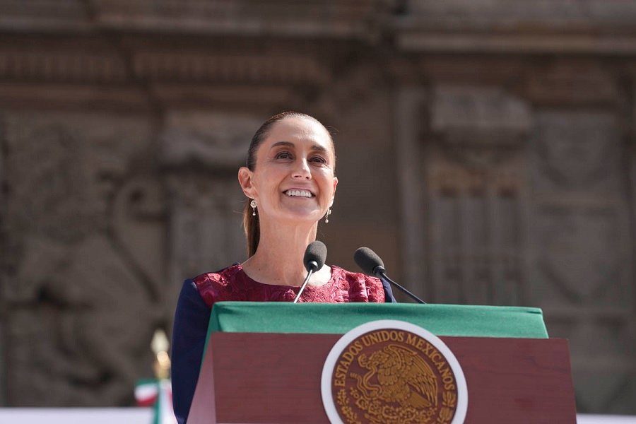 Ante 600 Mil Personas en El Zócalo, Presidenta Claudia Sheinbaum Sostiene: México Avanza Con Dignidad, Con Justicia, Con Unidad y Con La Fuerza Invencible de Su Pueblo