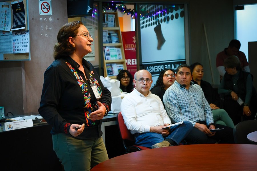 Servidores públicos de Comunicación Gubernamental se capacitan en temas de género