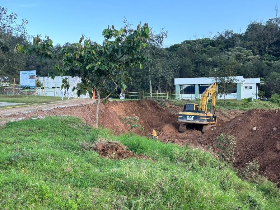 Construye UICEH Gimnasio-Auditorio Universitario