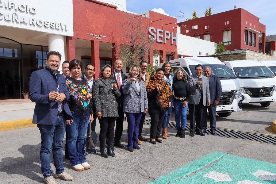 Entrega SEPH Vehículos a Escuelas Normales de Pachuca, Ixmiquilpan, Huejutla y Tepatepec