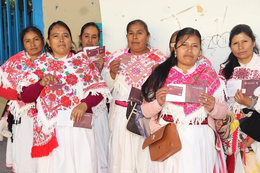 Hidalgo fortalece sector artesanal con programas que impulsan bienestar y preservan el patrimonio cultural
