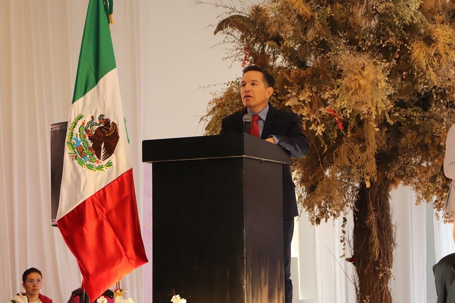 Participación de Las Mujeres No Es Opcional Ni Coplementaria, Es Fundamental: Carlos Henkel