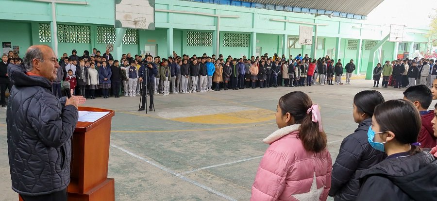 Supervisa Natividad Castrejón Avance de Módulo Escolar en Mixquiahuala