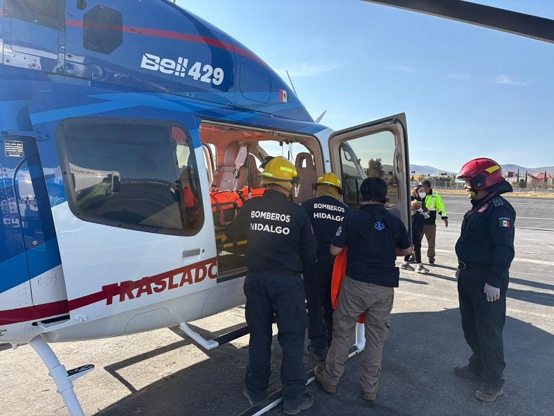 Trasladan a Menor , Luego de   Accidente  Vehicular  en el Tramo Pisaflores–Tamazunchale en Puente Aereo
