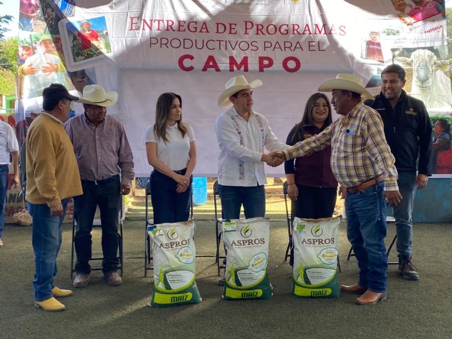 Fortalecen al Campo Con Entrega Regional de Apoyos Productivos en Omitlán