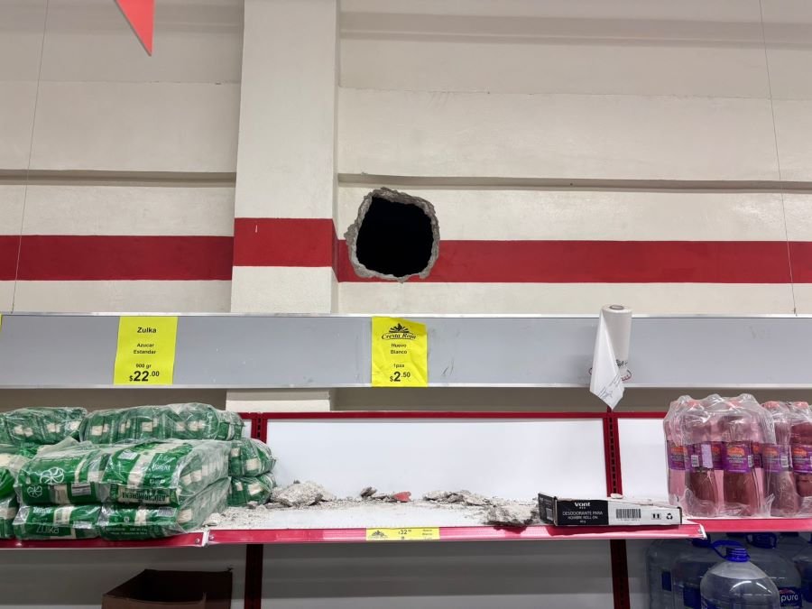 Policías Municipales de Tulancingo Detiene a Dos Personas Por Robo a Comercio