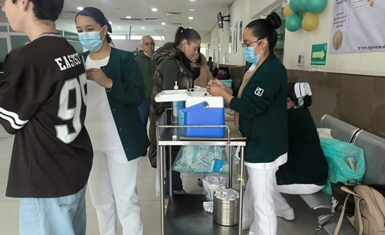 Refuerza IMSS Hidalgo aplicación de vacunas y llama a completar esquemas contra el sarampión