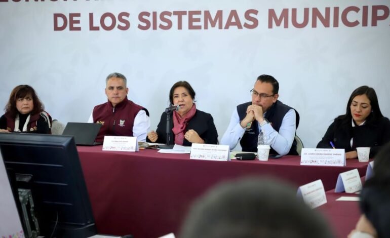 Trabajar con vocación y transparencia, pide Edda Vite a DIF Municipales del Valle del Mezquital