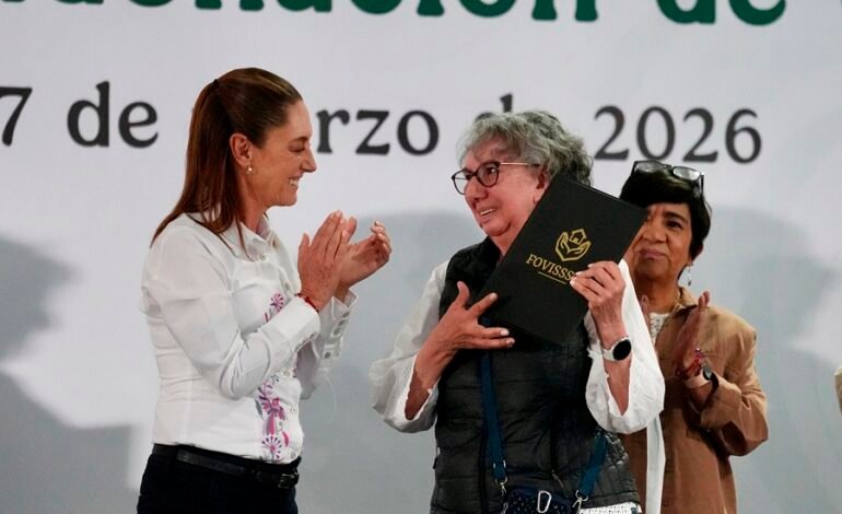 Con Entrega de 500 Escrituras y 447 Condonaciones de Créditos a Mujeres de Tecámac, Edomex, Claudia Sheinbaum Inicia Conmemoración del Día Internacional de La Mujer