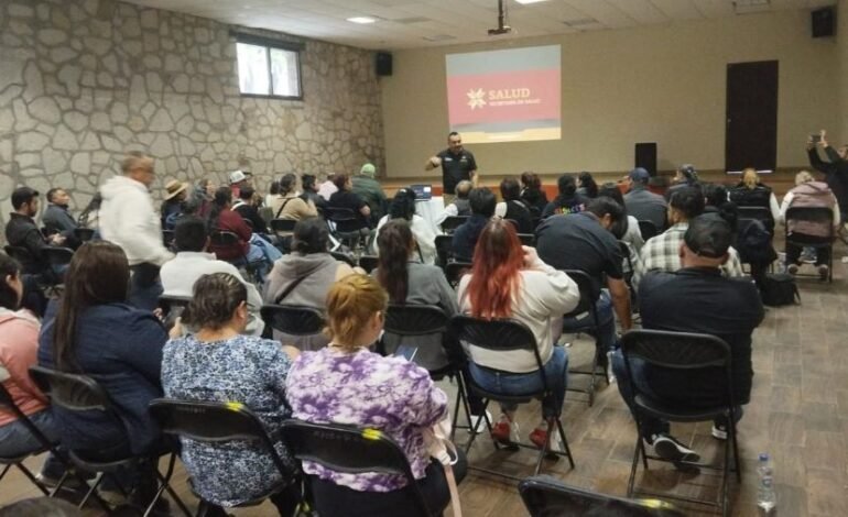Ante alta afluencia turística, capacita Salud a más de 5 mil personas para prevenir riesgos sanitarios