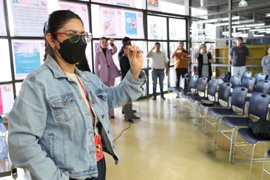 Capacitan a Servidores Públicos en Lengua de Señas Mexicana