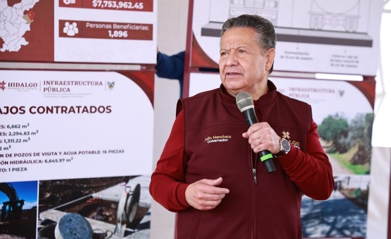 Julio Menchaca fortalece la infraestructura en Acaxochitlán