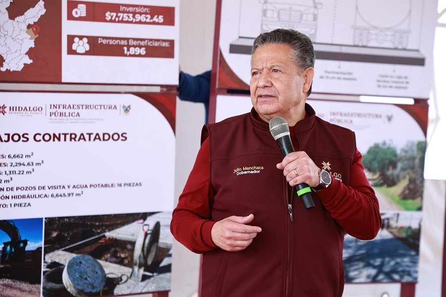 Julio Menchaca fortalece la infraestructura en Acaxochitlán