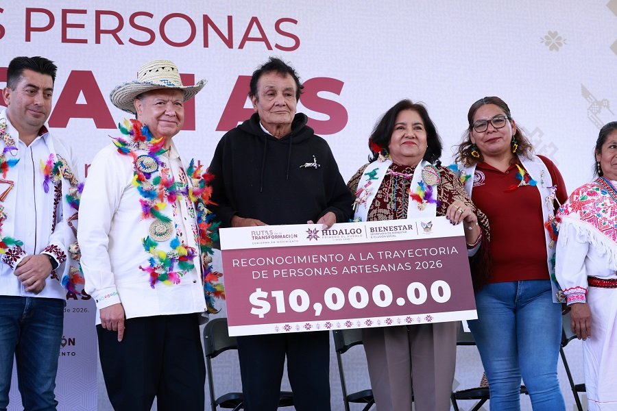 Julio Menchaca proyecta al sector artesanal hidalguense