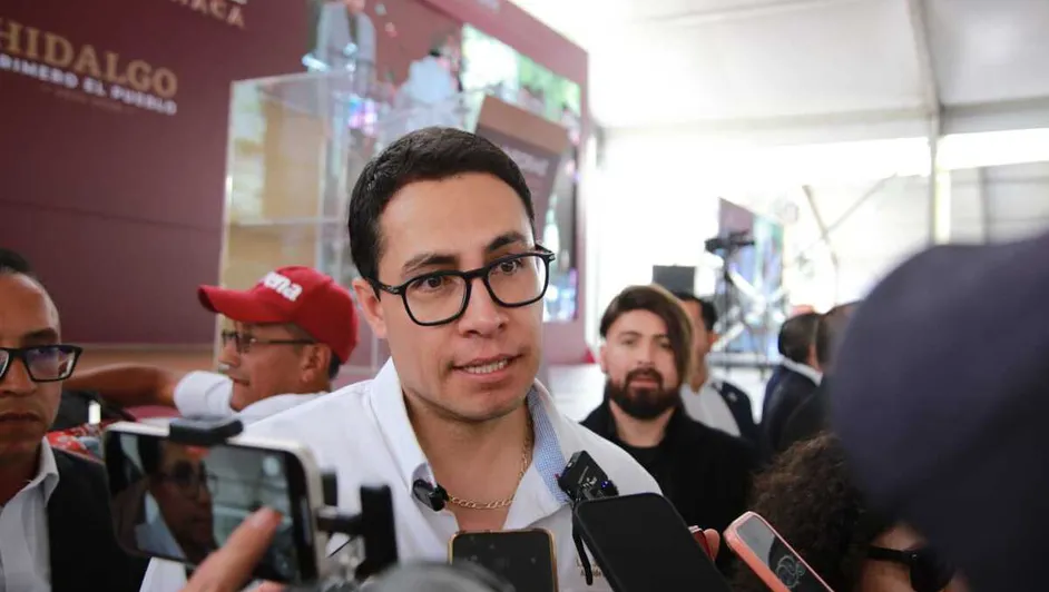 La Reunión de Trabajo Con el Secretario de Seguridad, Salvador Cruz Neri, Fue Como se Ha Tenido Anteriormente, Simplemente Platicamos