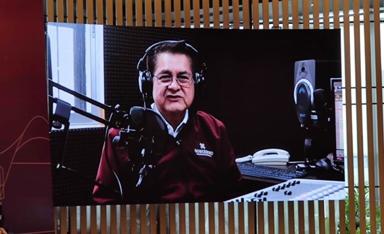 Guillermo Olivares Reyna  Arranco las Transmisiones de Radio Valle del Mezquital