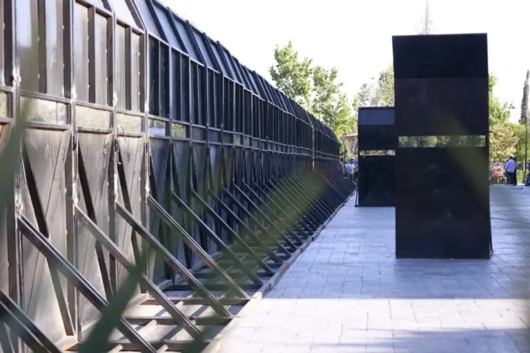 Se Instalarán Vallas en Palacio de Gobierno y el Reloj Monumental Por Marcha del 8 de Marzo.