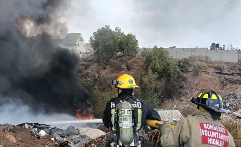 Atención Oportuna de la SSPH a Incendio de Basurero Clandestino en Zempoala
