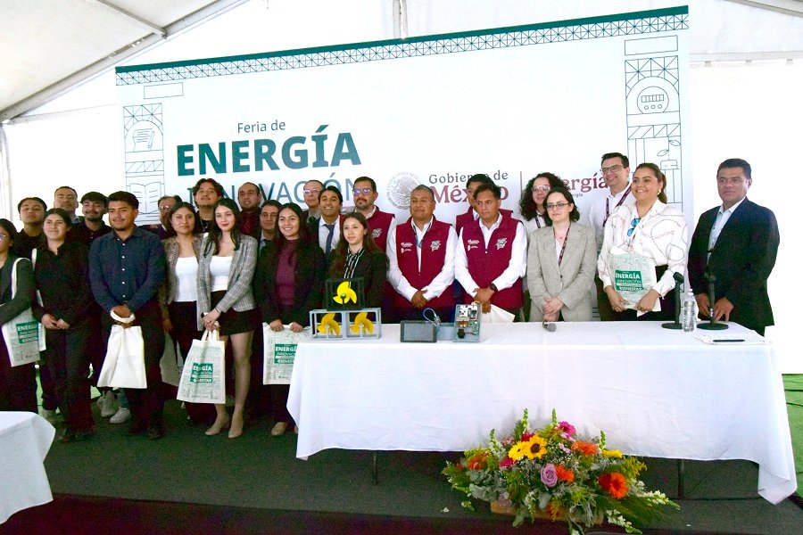 Estudiantes de la UPP crean sistema inteligente para reducir consumo eléctrico en hogares