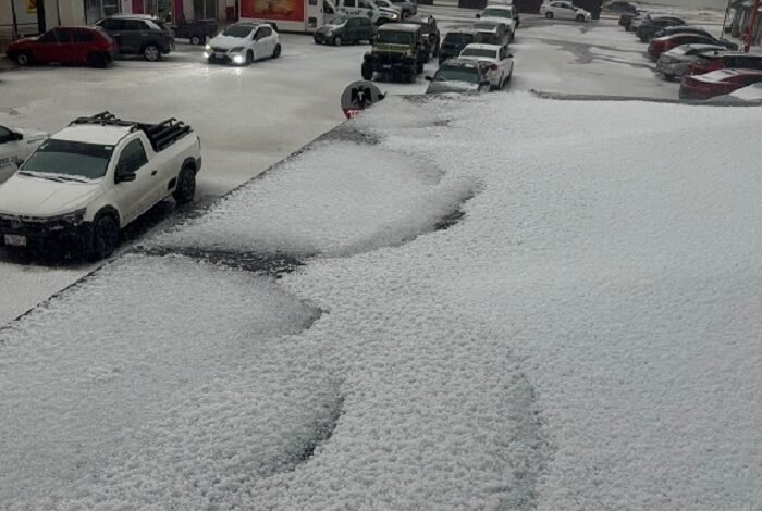 Granizada en Pachuca y Mineral de la Reforma deja vialidades inundadas y caos vehicular