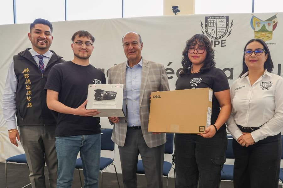 Invierte Hidalgo 2 Mdp en Equipamiento Tecnológico Para la UPE