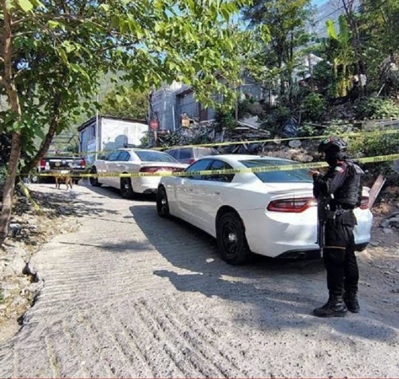 Madre Halla Inconsciente a su Hijo Dentro de su Casa, Aviso a la Policía, al Revisar el Cuerpo Verifican que ya Había Fallecido.