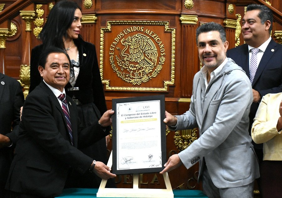 Poder Legislativo Reconoce al Congreso de la Ciudad de México Con La Distinción La Mina del Tiempo