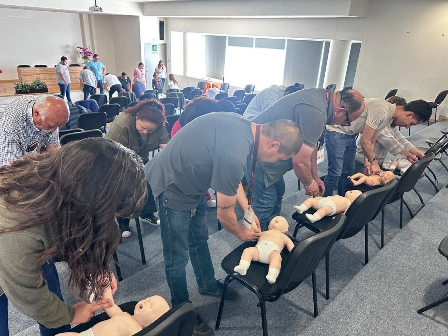Realiza Hospital General “Dra. Columba Rivera Osorio” del ISSSTE capacitación sobre primer respondiente para emergencias médicas