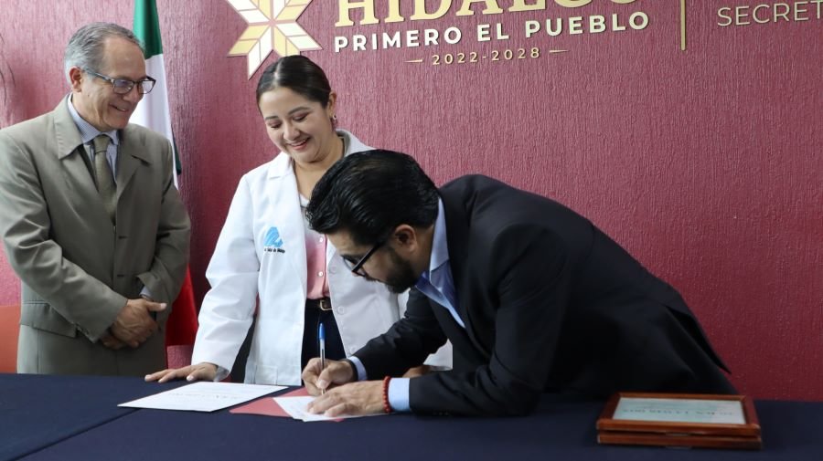 Secretaría de Salud entrega licencias sanitarias a hospitales de IMSS-Bienestar en Hidalgo
