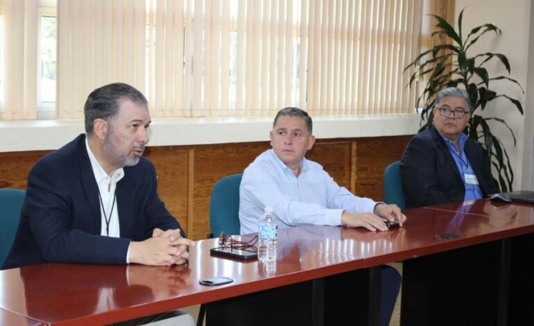 Coemere y UTec Tulancingo coordinan esfuerzos para impulsar la eliminación de trámites burocráticos