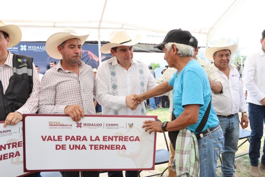 Con 2.9 Millones de Pesos, Fortalecen La Esperanza y el Desarrollo Pecuario en la Huasteca hidalguense